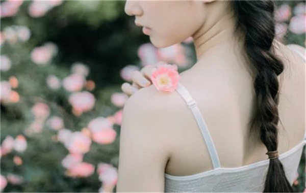 翼城香港胎儿多大能鉴定性别(香港抽血验男女预约)
